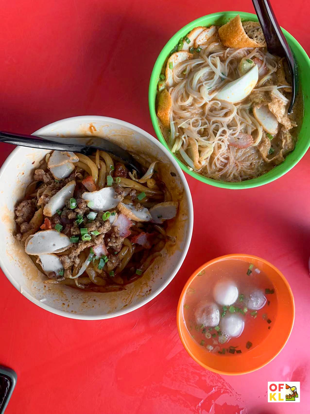 Eating from Pandamaran's Street Stalls, and it's actually not bad | OnlyFoodKL