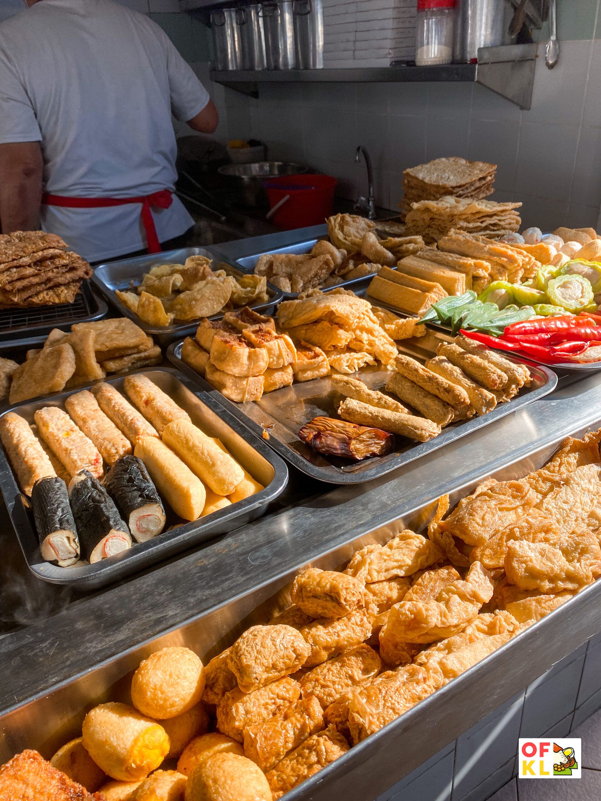 This 15-year-old stall at SS21 sells Yong Tau Foo for only RM0.80 a piece! | OnlyFoodKL