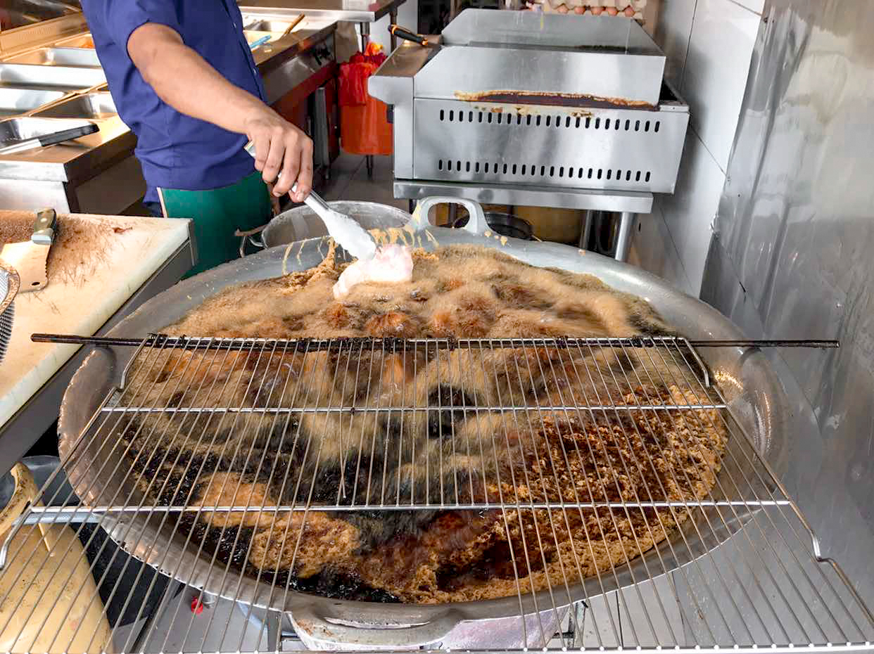 Nasi Lemak Anjing is so-so, Bumbung is better | OnlyFoodKL