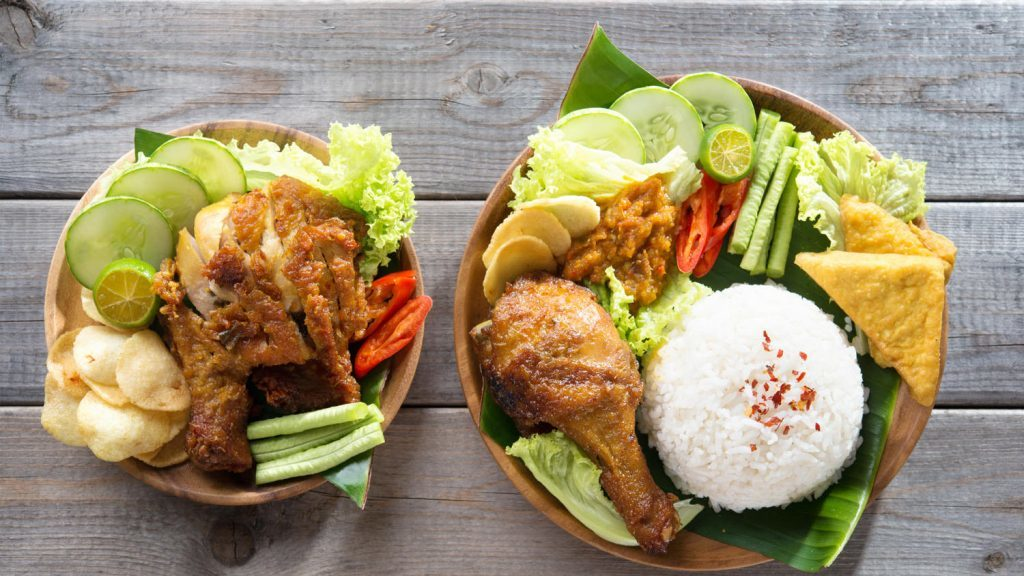 4 Ayam Penyet Places you should know as a chicken lover in the Petaling District | OnlyFoodKL